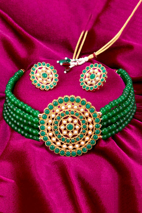 Necklace dikhaye on sale